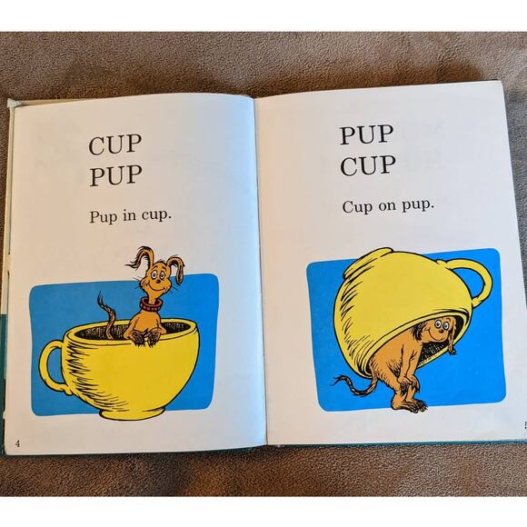 Vintage Dr Seuss Foot Book And Hop On Pop Childrens Kids Books Set of 2 - Picture 8 of 12